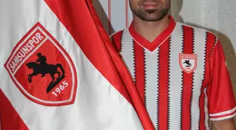 Samsunspor 3 Futbolcuyla Sözleşme İmzaladı