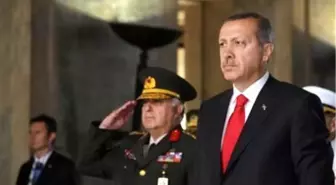Başbakan Erdoğan, Genelkurmay Başkanı Özel'in Verdiği Yemeğe Katıldı