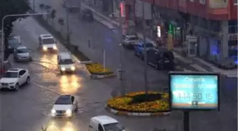 Isparta'da Sağanak ve Dolu Yağışı