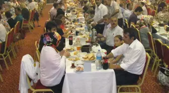 Trabzon Sgk İl Müdürlüğü Personeli İftar Yemeğinde Biraraya Geldi