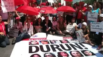 CHP'li Kadınlar, Kadına Şiddeti Protesto Etti