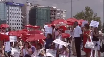 CHP'li Kadınlardan 'Kadına Şiddet' Protestosu