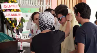 Ünlü Sunucu Tuğçe'nin Acı Günü