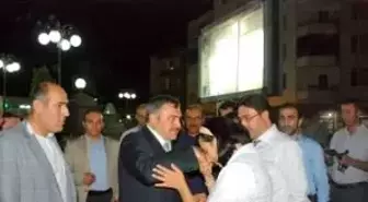 Bakan Eroğlu Ordu'da Dünürleriyle İftar Yemeği Yedi
