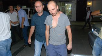 İzmir'de Parası Gasp Edilen Genç Karakola Sığındı