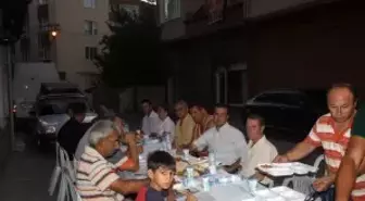 'Kanatlı Hayvanseverler Derneği' İftar Yemeği Verdi