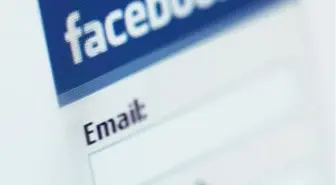 Facebook'a Kütüphane Kurdular