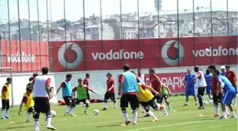 İstanbul Büyükşehir Belediyespor Yeni Sezon Hazırlıklarını Sürdürüyor