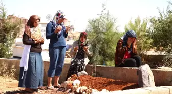 Ramazan'da Mezarlıklara 400 Bin Ziyaretçi Geliyor