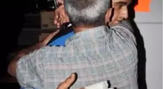 Yaralı Asker Otobüsle Geldi, Babası İsyan Etti