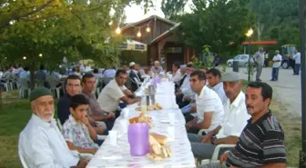 Özel İdare Genel Sekreteri ile Muhtarlar İftarda Buluştu