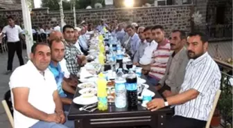 Siverek'te, İmam ve Muhtarlara İftar Yemeği