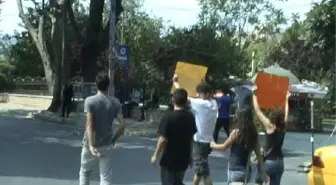 İstanbul'da Clinton'a Protestolar