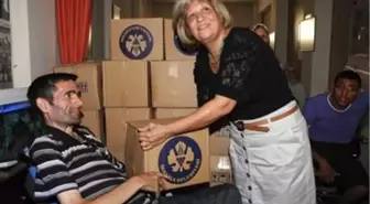 Manisa Belediyesi'nden Engellilere Ramazan Paketi