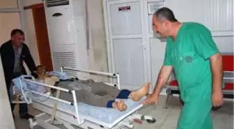 Tatvan'da Trafik Kazası, 3'ü Ağır 6 Yaralı