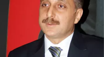 AK Parti Diyarbakır İl Başkanı Advan Vatandaşa Yemek Dağıttı