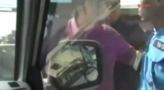 İşadamı Vurdu, Polis Kılını Kıpırdatmadan Dayak Yedi