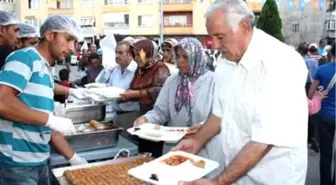 Yoğun İlgi Nedeniyle İzdiham Yaşandı