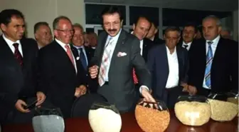 TOBB Başkanı Hisarcıklıoğlu Uşak'ta