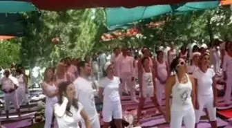 'Yoga Huzur, Mutluluk ve Sağlık Kaynağı'