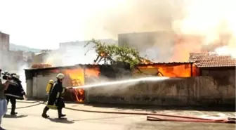 (Tekrar) Bayram Oyunu Sokağı Kül Etti