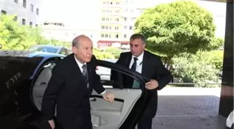 Bahçeli Yaralıları Ziyaret Etti