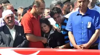 Şehit Uzman Çavuş Ali Doğan Toprağa Verildi (2)