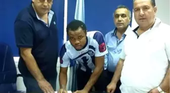 Adana Demirspor'a Gana'lı Milli Stoper