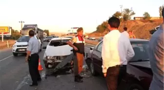 Başkent'te Zincirleme Trafik Kazası: 4 Yaralı