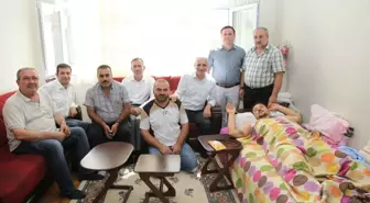 Akbaş, Ziyaretlerini Sürdürüyor