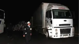 Nevşehir'de Tır Yolcu Otobüsüne Çarptı