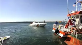 Çanakkale Boğazı'nda 3 Yüzücü Kayboldu, Boğaz Geçişe Kapandı (2)