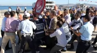 CHP İstanbul İl Yönetimi'nden Çelenk Protestosu