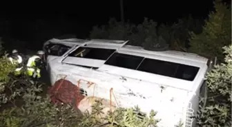 Fındık İşçilerini Taşıyan Minibüs Devrildi: 14 Yaralı