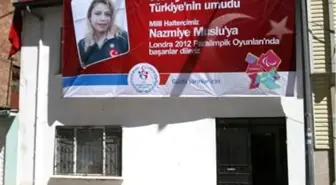 Şampiyon'un Evinde Mutluluk