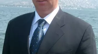 'İzmir Güneşten Üretilen Teknolojilerin Merkezi Olmalı'