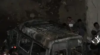 Konya'da Minibüs Köprü İnşaatı Çukuruna Uçtu: 4 Ölü