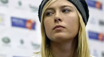 Rus Tenisçi Sharapova Nişan Attı