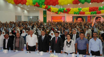 Demirtaş: Bayrak Dikme Yarışına Girmişler