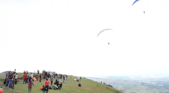 Genç, Samsun'u Tanıtmak İçin Uçtu