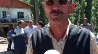 Trafiğe Kapalı Yolda Çukura Uçup, Alev Topuna Dönen Minibüste Ölen 5 Kişi Toprağa Verildi (2)