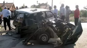 Konya'da Otobüsün Otomobille Çarpışması