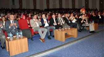 Emre ve Nevra'nın Aşkı İçin Konser Verdiler