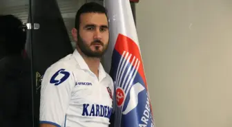 Gökhan Ünal, Kardemir D.ç Karabükspor'a İmzayı Attı