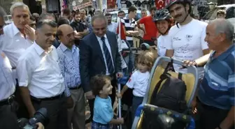 Hollanda'dan Yola Çıkan Ailenin Bisikletli Yolculuğu