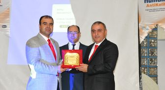Eczane Teknisyenlerine Sertifika Verildi