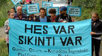 Güneysu'da 'Hes Var, Sıkıntı Var' Eylemi