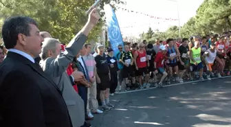 İsmail Akçay Yarı Maratonu Koşuldu