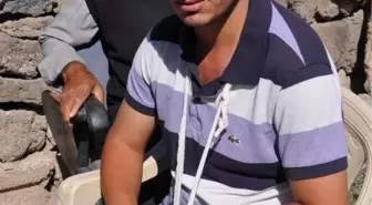 Afyonkarahisar'da Yaralanan Asker, Baba Evinde