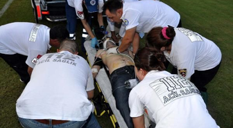 Kemer2futbol Maçına Ambulans Helikopter Molası